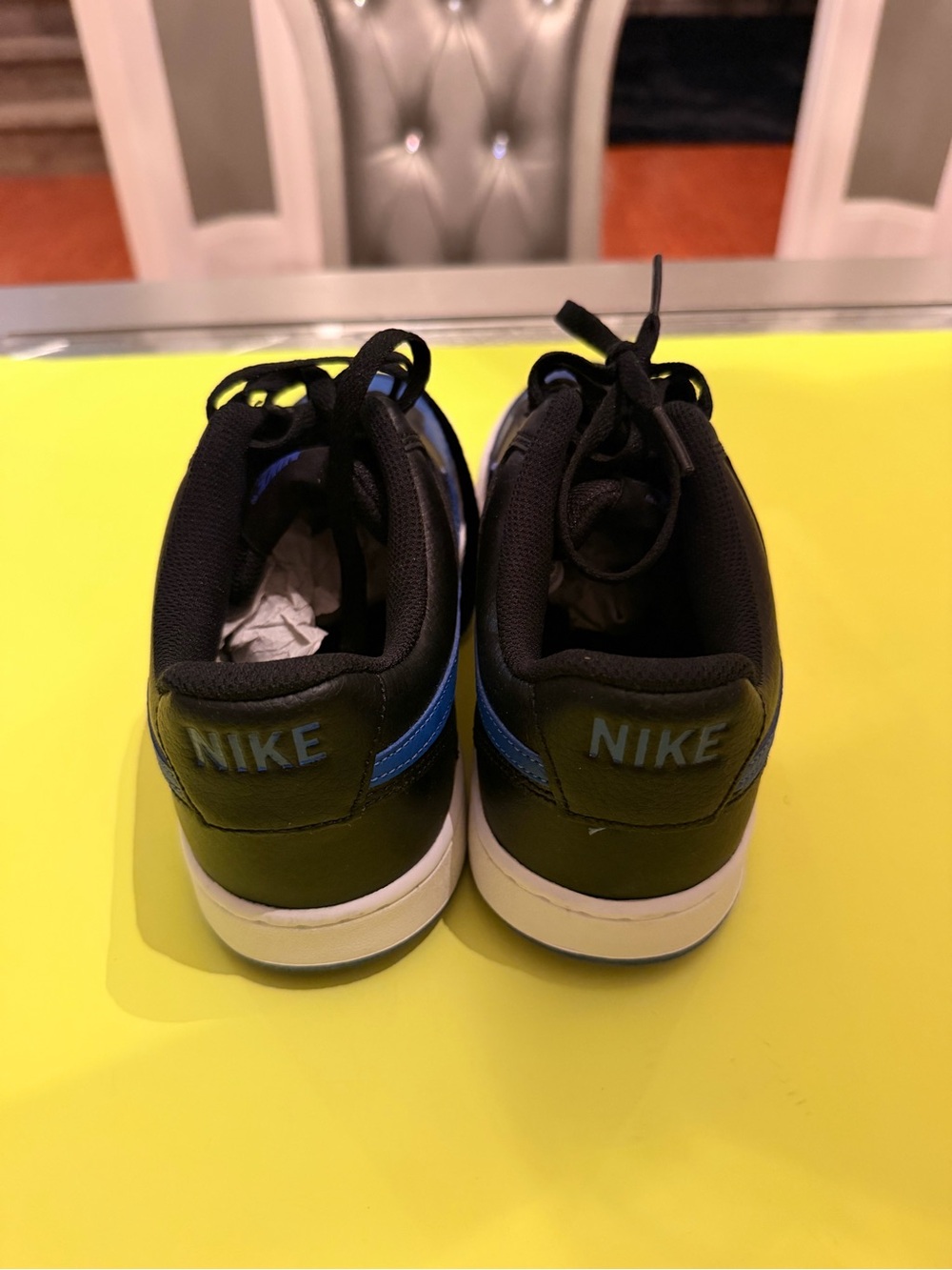 Nike Kids Black and Blue Low-Top Sneakers with White Sole